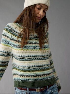 Women’s American Eagle Green and Blue Sweater